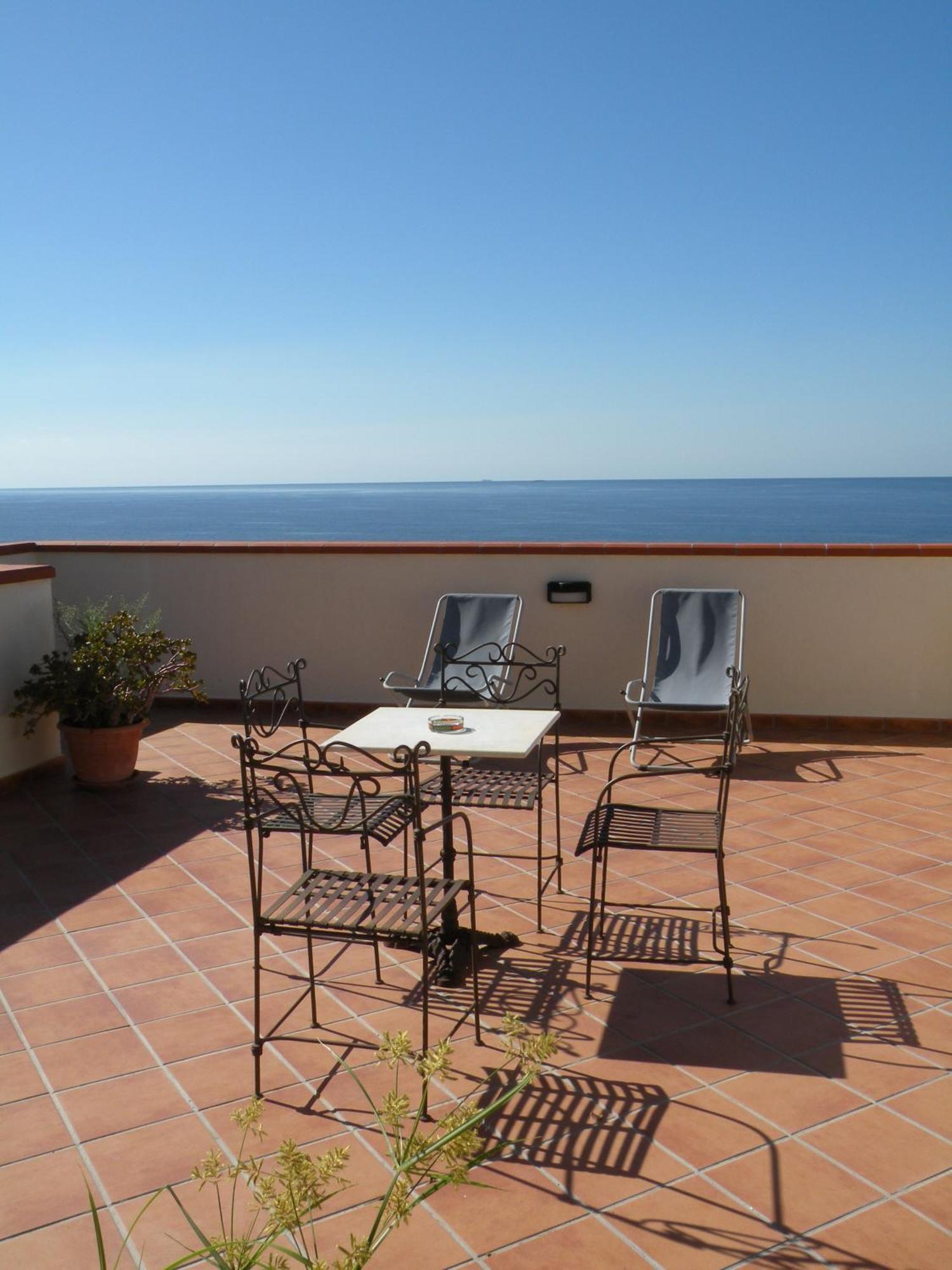 Hotel Terrazze Sul Mare Melito Di Porto Salvo Zewnętrze zdjęcie